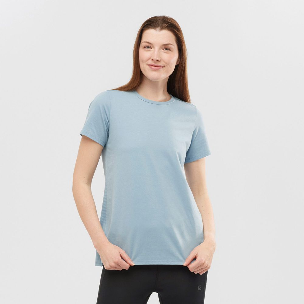 Women\'s Salomon OUTLIFE LAYERING W Short Sleeve T Shirts Ashley Blue | GFXKVE-957